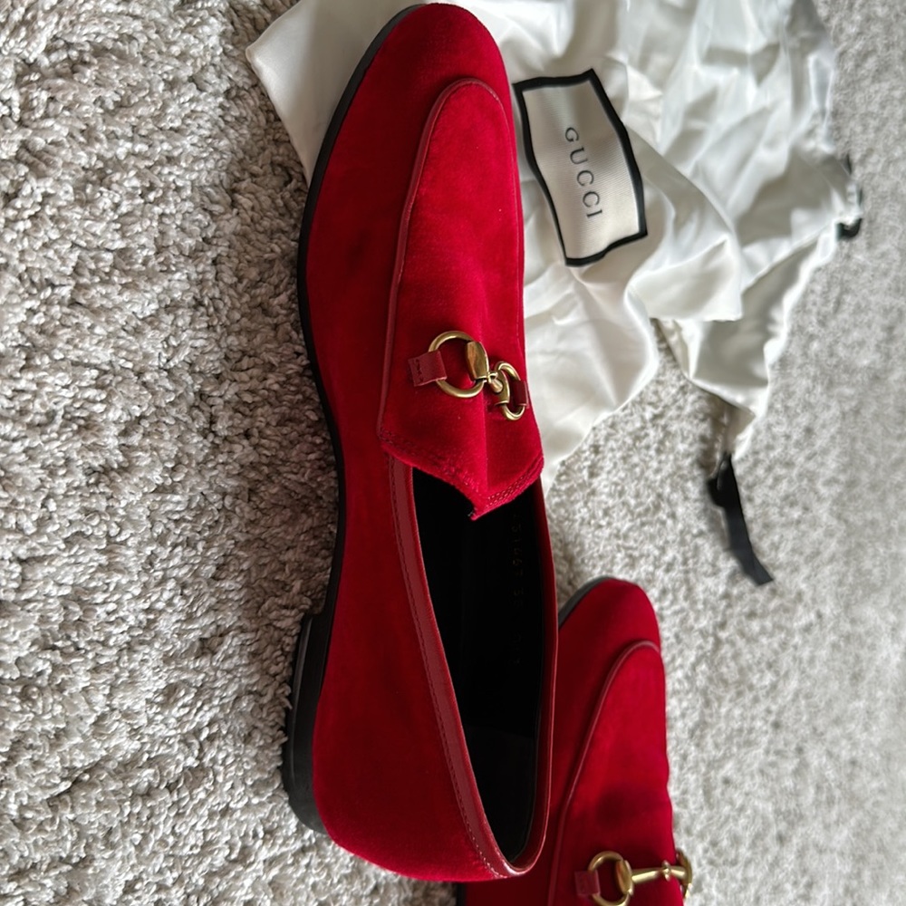 Red Gucci loafers. - Picture 4 of 10
